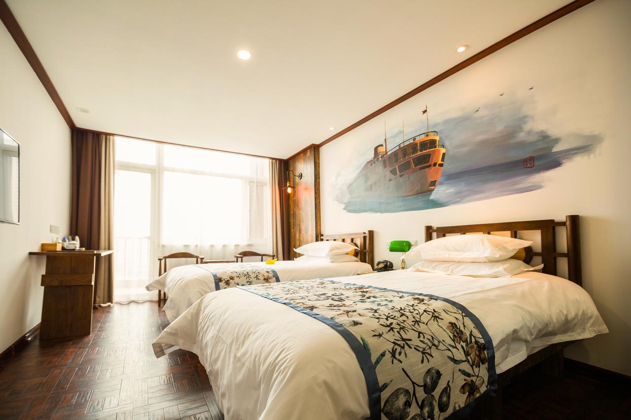 Nostalgia Hotel Near Tianjin Polar Ocean Word- Tianjin Fonte Joy World, 10 Minutes Drive Away From Tianjin Tanggu High-Speed Railway Station, Free Ice-Cream, Mineral Water, Snacks And Laundry Service, English Communication Well מראה חיצוני תמונה