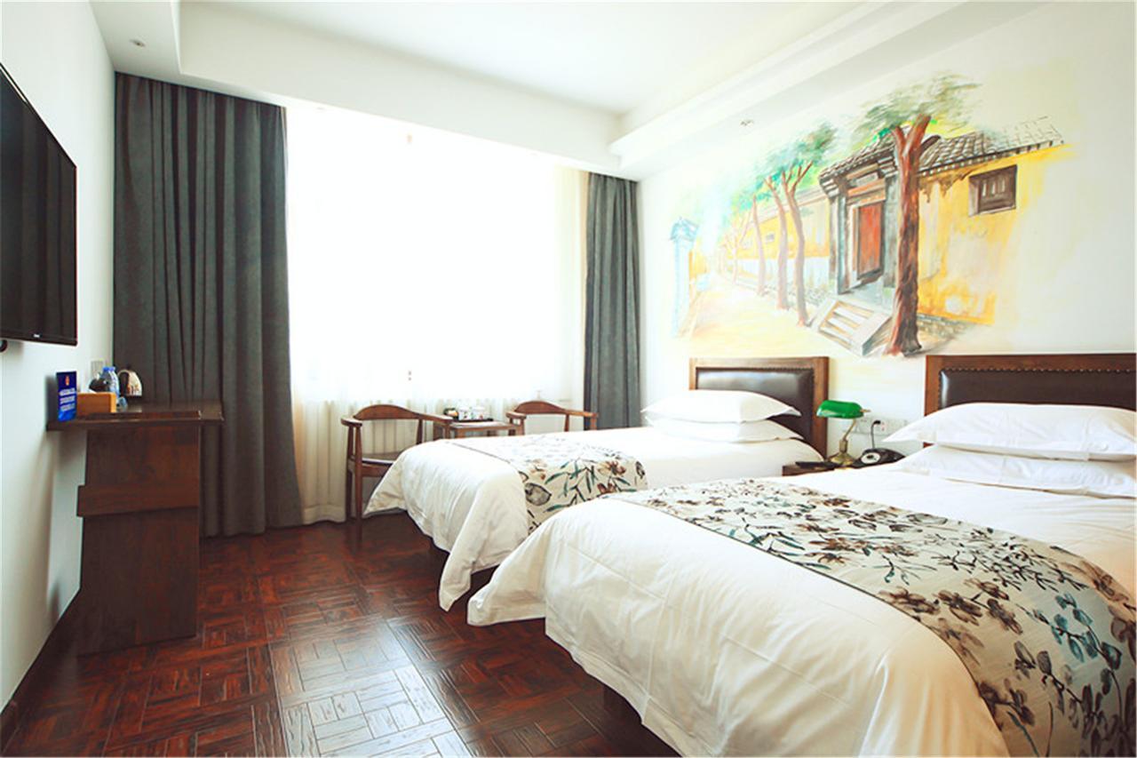 Nostalgia Hotel Near Tianjin Polar Ocean Word- Tianjin Fonte Joy World, 10 Minutes Drive Away From Tianjin Tanggu High-Speed Railway Station, Free Ice-Cream, Mineral Water, Snacks And Laundry Service, English Communication Well מראה חיצוני תמונה