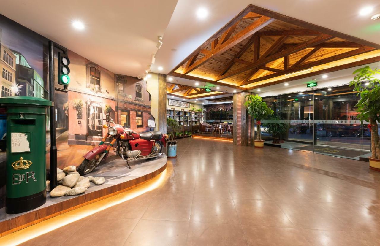 Nostalgia Hotel Near Tianjin Polar Ocean Word- Tianjin Fonte Joy World, 10 Minutes Drive Away From Tianjin Tanggu High-Speed Railway Station, Free Ice-Cream, Mineral Water, Snacks And Laundry Service, English Communication Well מראה חיצוני תמונה